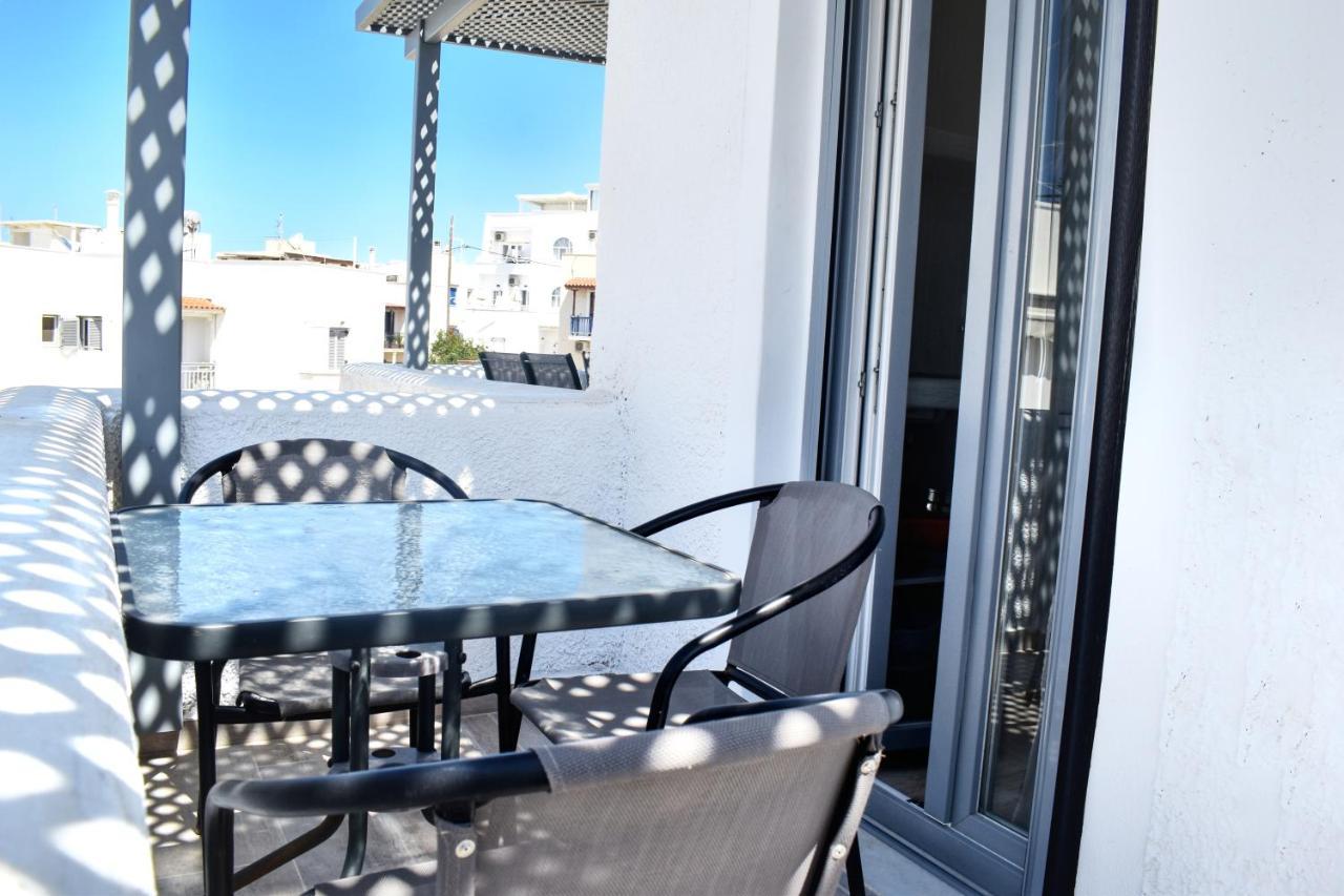 Naxos Enjoy 3*