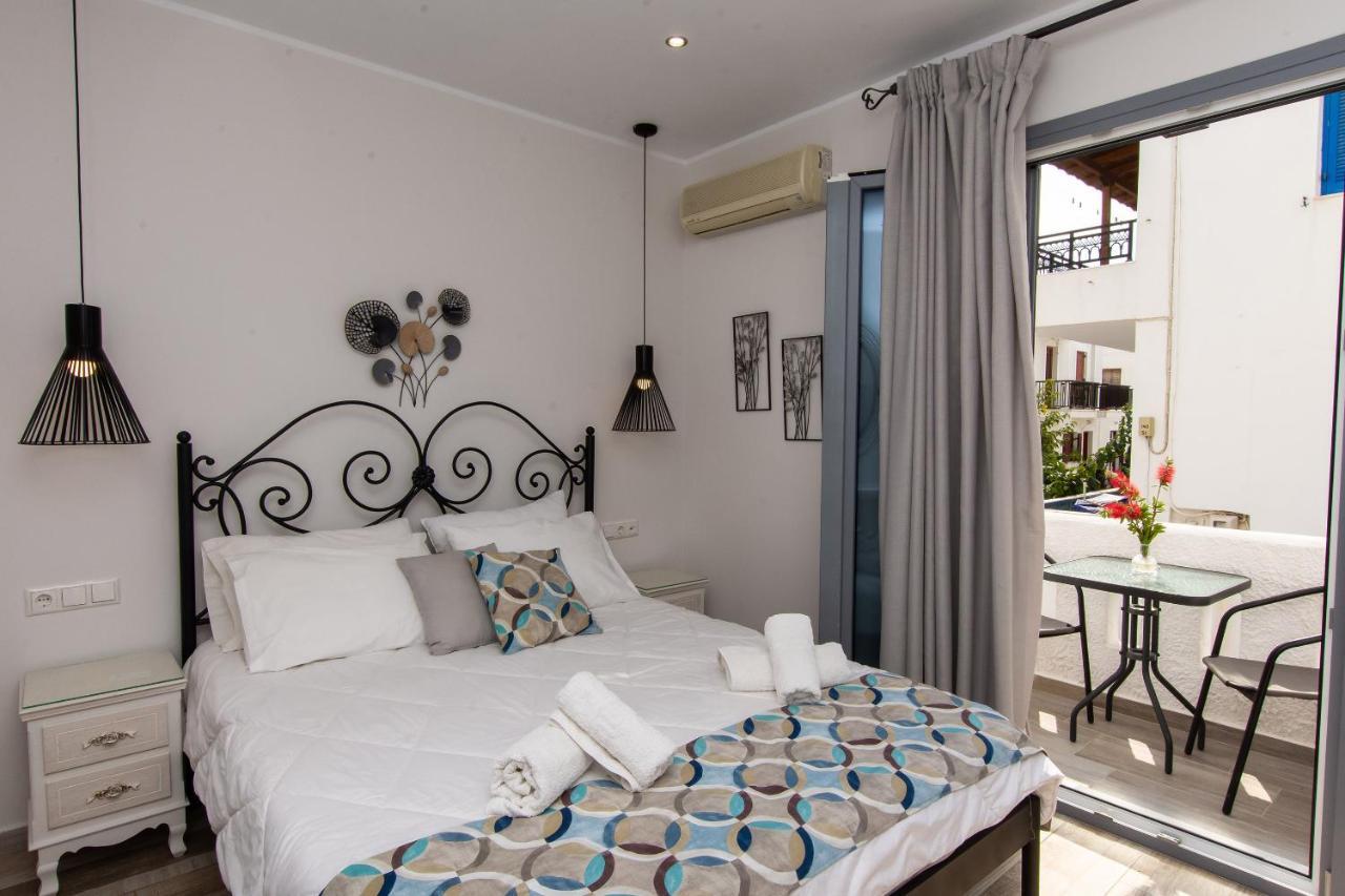 Aparthotel Naxos Enjoy 3*